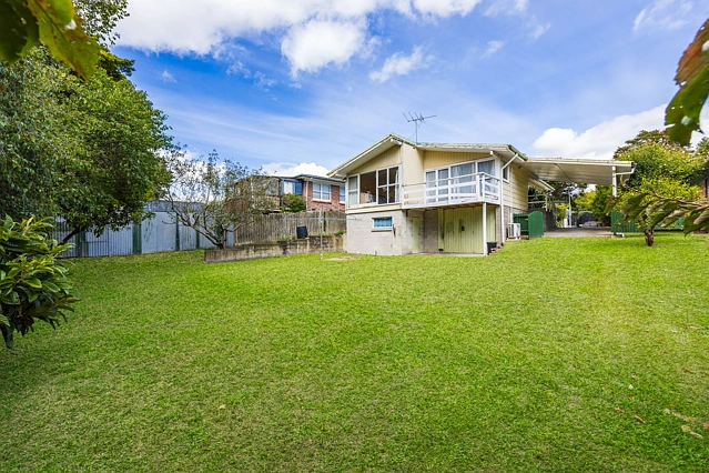46 Lawrence Crescent, Manurewa, Manukau City