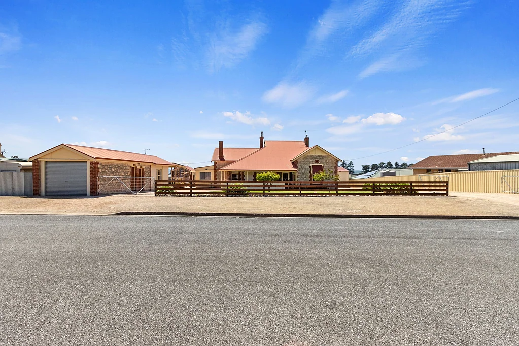 1 Parrington Street, Stansbury, SA 5582