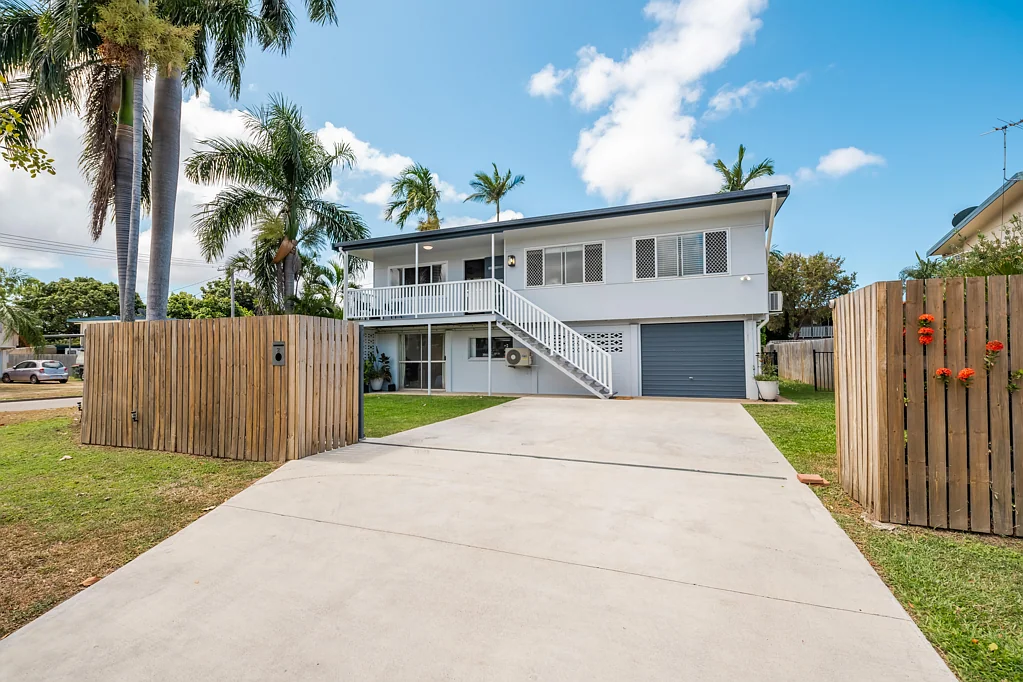 2 Cabarita Street, Cranbrook, QLD 4814