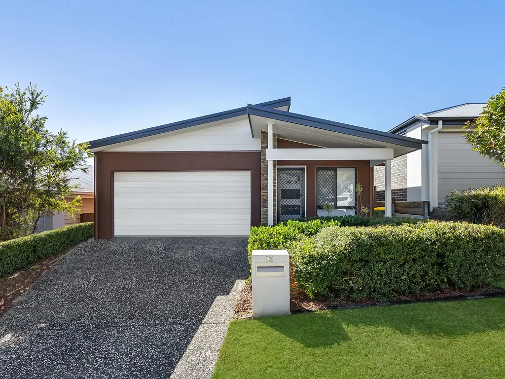 12 Cambridge Way, Ripley, QLD 4306
