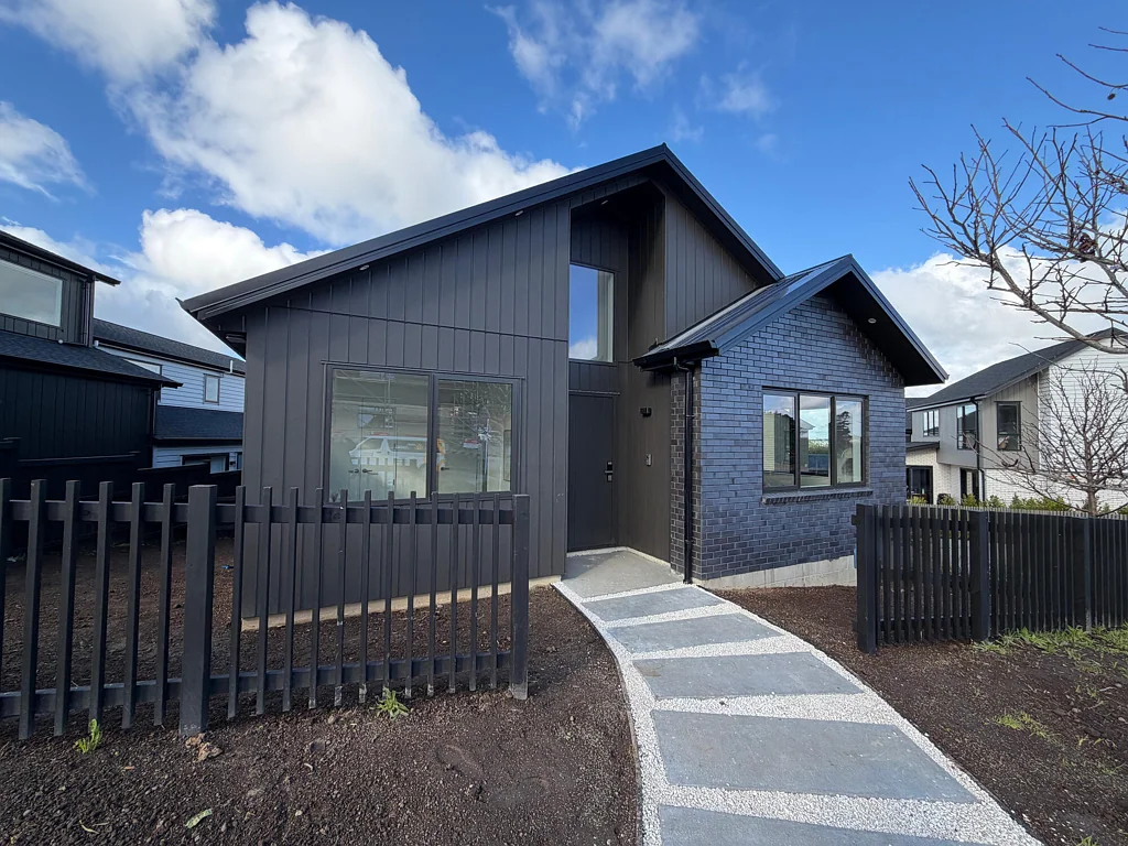 Orewa 5غرفة نوم Effortless Coastal Living in Orewa