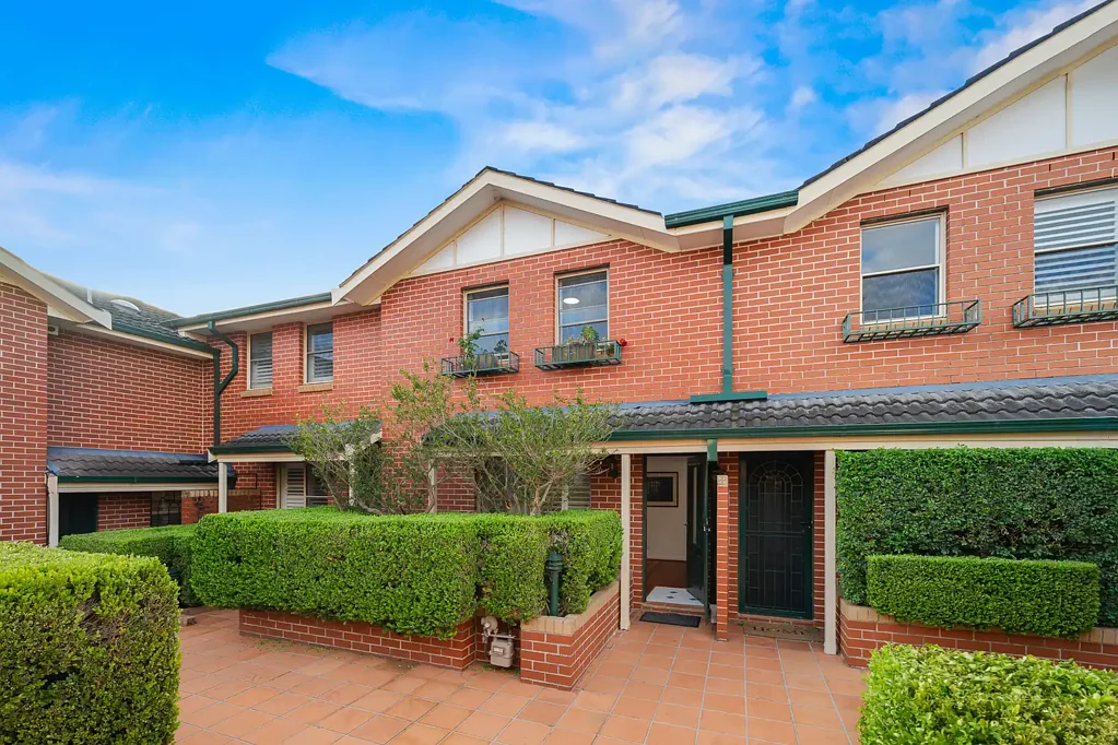 3/2 Barnstaple Lane, Five Dock, NSW 2046