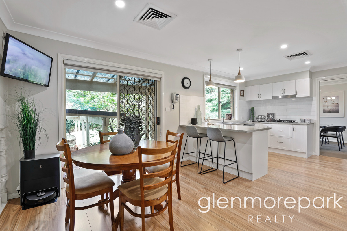 4 MARIGOLD CL, GLENMORE PARK NSW 2745, 0 chambres, 0 salles de bain, House