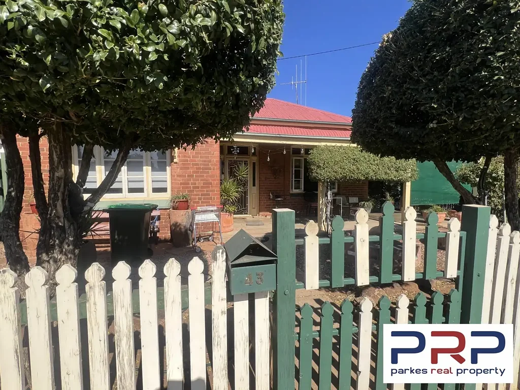 43 Bushman Street, Parkes, NSW 2870