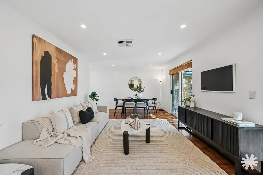 Kensington 3Kwarto SPACIOUS, LIGHT FILLED LIVING