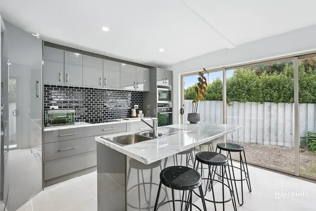 18 Penna Road, Midway Point, TAS 7171