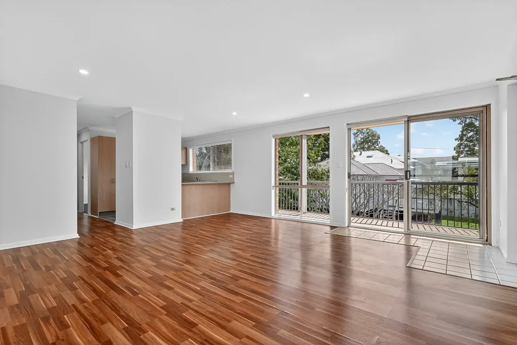 Newly Renovated Apartment in Prime Toowong Location!
