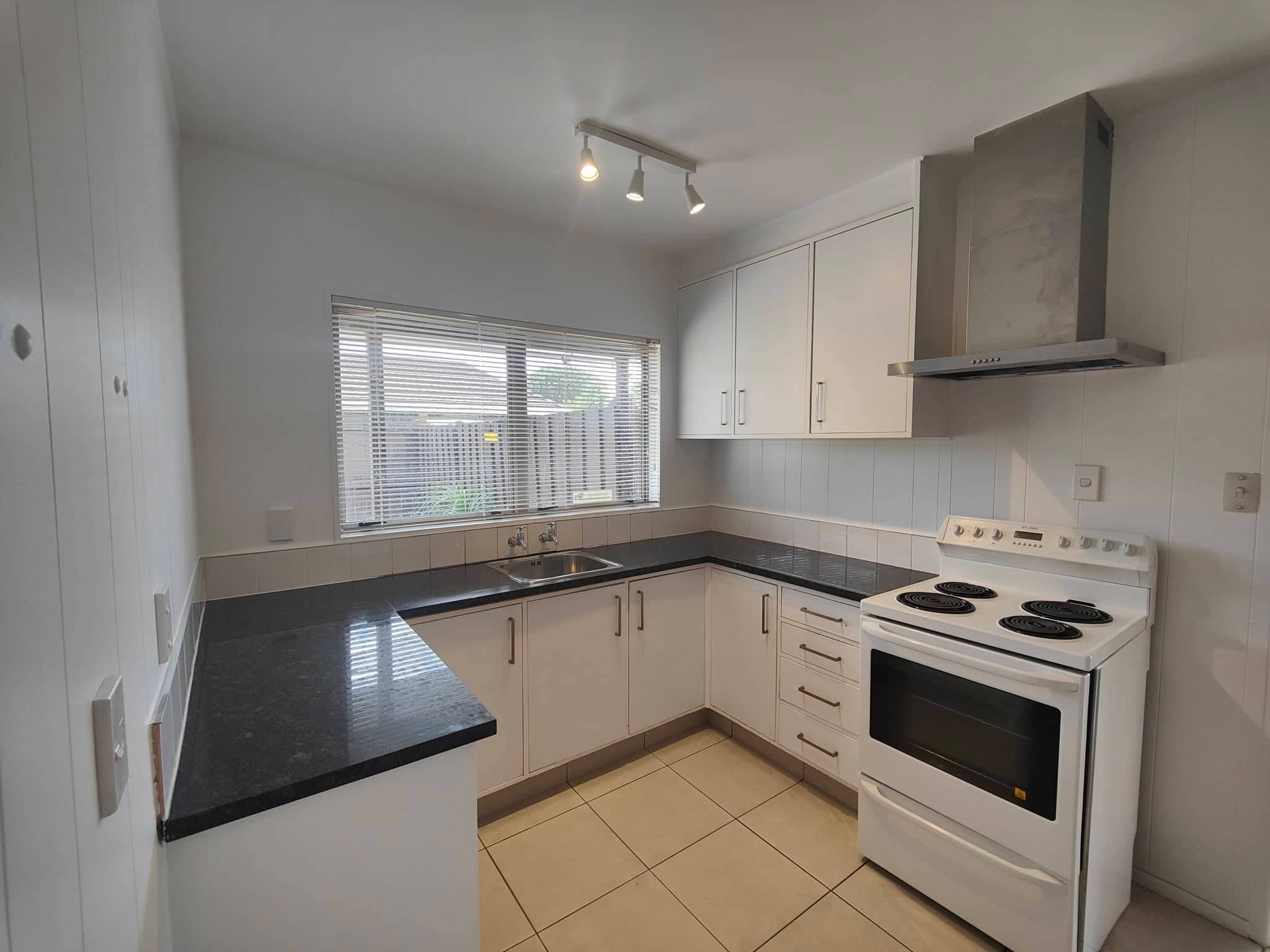 2/170 Pigeon Mountain Road, Half Moon Bay, Auckland - Manukau, 3 રૂમ, 1 બાથરૂમ, Unit