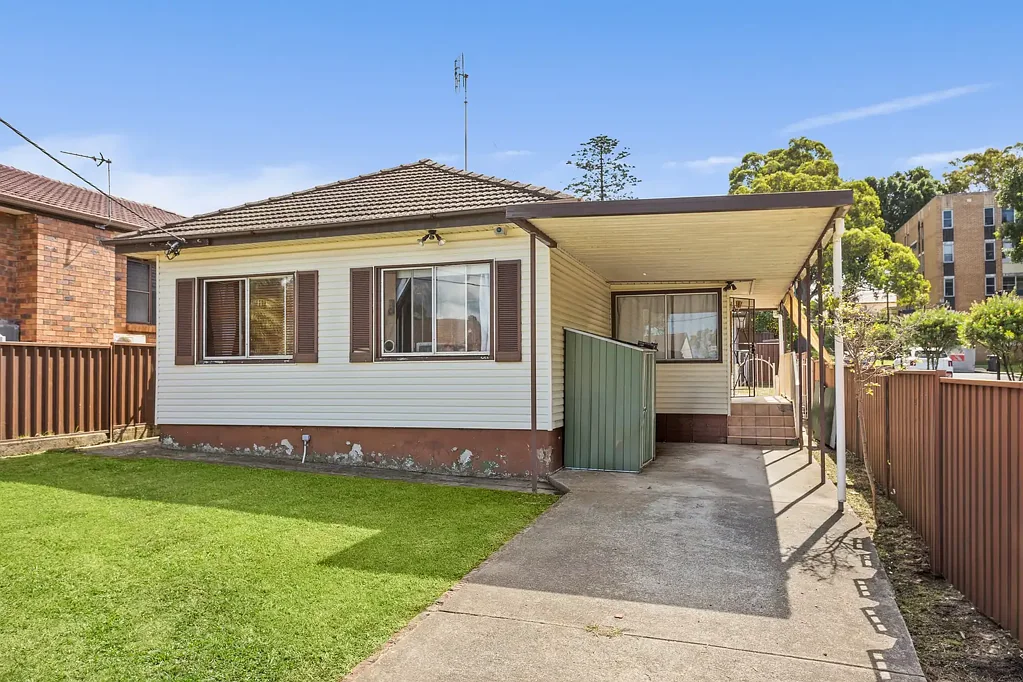 8 Todd Street, Warrawong, NSW 2502