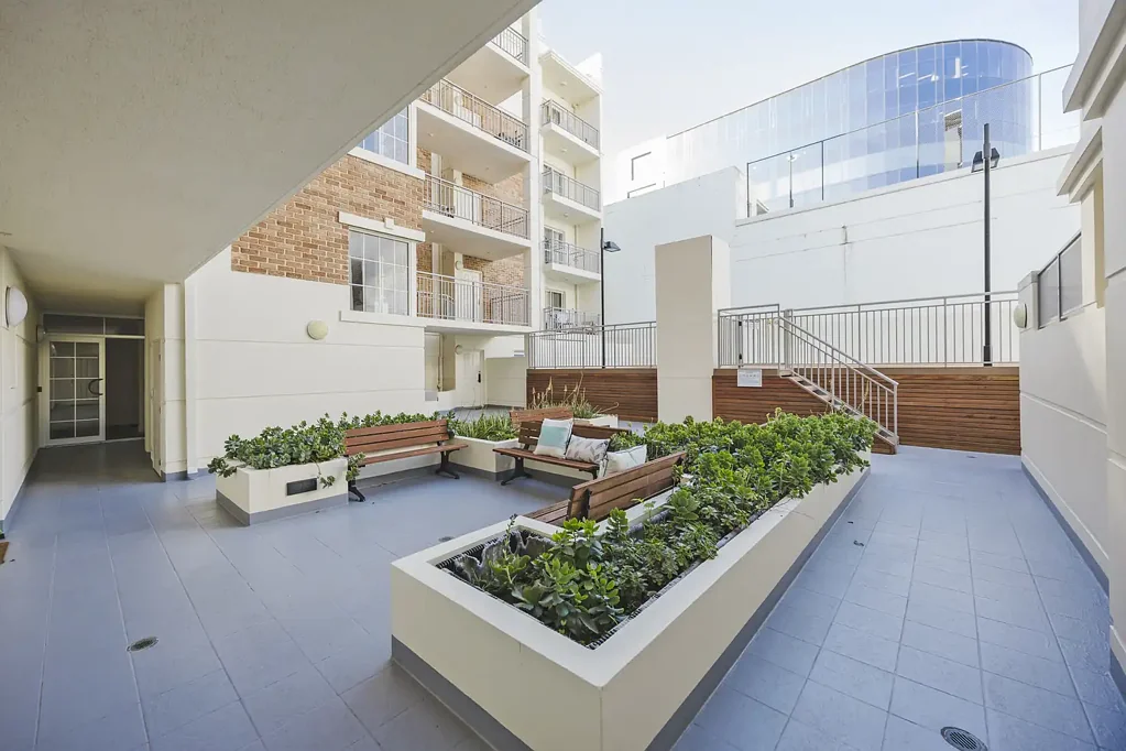 Two-Bedroom Apartment with Balcony and Private Courtyard