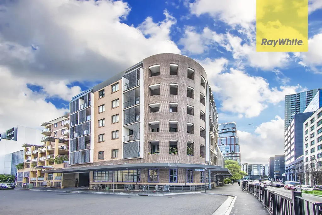 Spacious Two-Bedroom Unit in Prime Parramatta Location