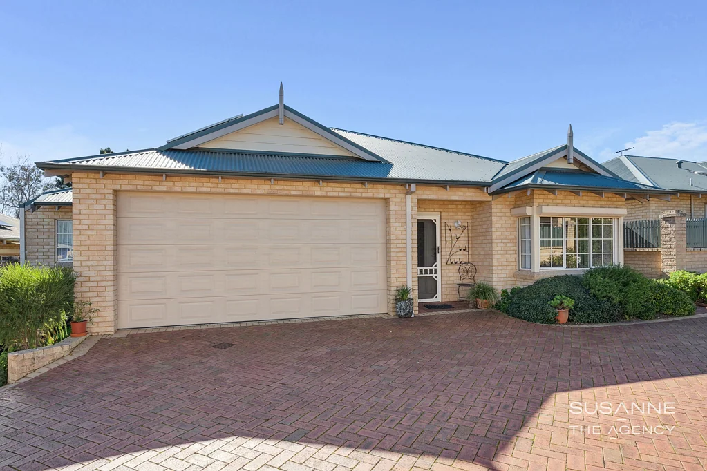 2/10 Brooks Street, Kalamunda, WA 6076