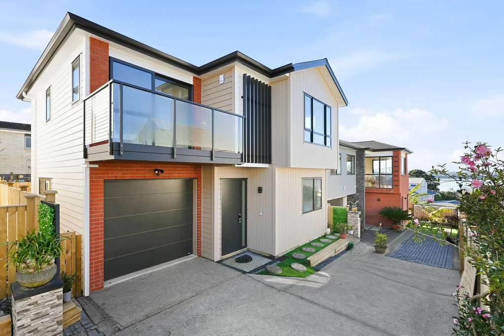 Northcote 4Phòng ngủ Brand New,Dual Master and Sky Tower Views