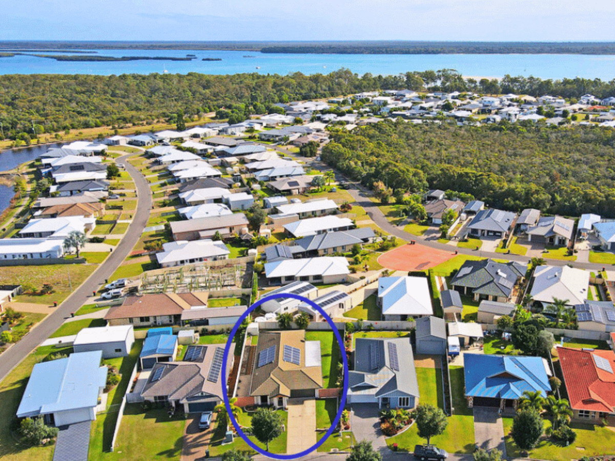 19 LILLY PILLY DR, BURRUM HEADS QLD 4659, 0房, 0浴, House