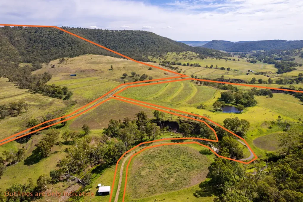 Goomburra 254公顷广阔天地 可靠水源保障 多功能牧场耕种 84英亩等高耕作区 基础设施完善 潜力无限发展 “GLENDALE” – 254ha (628 Acres) of Productive Goomburra Valley Country
