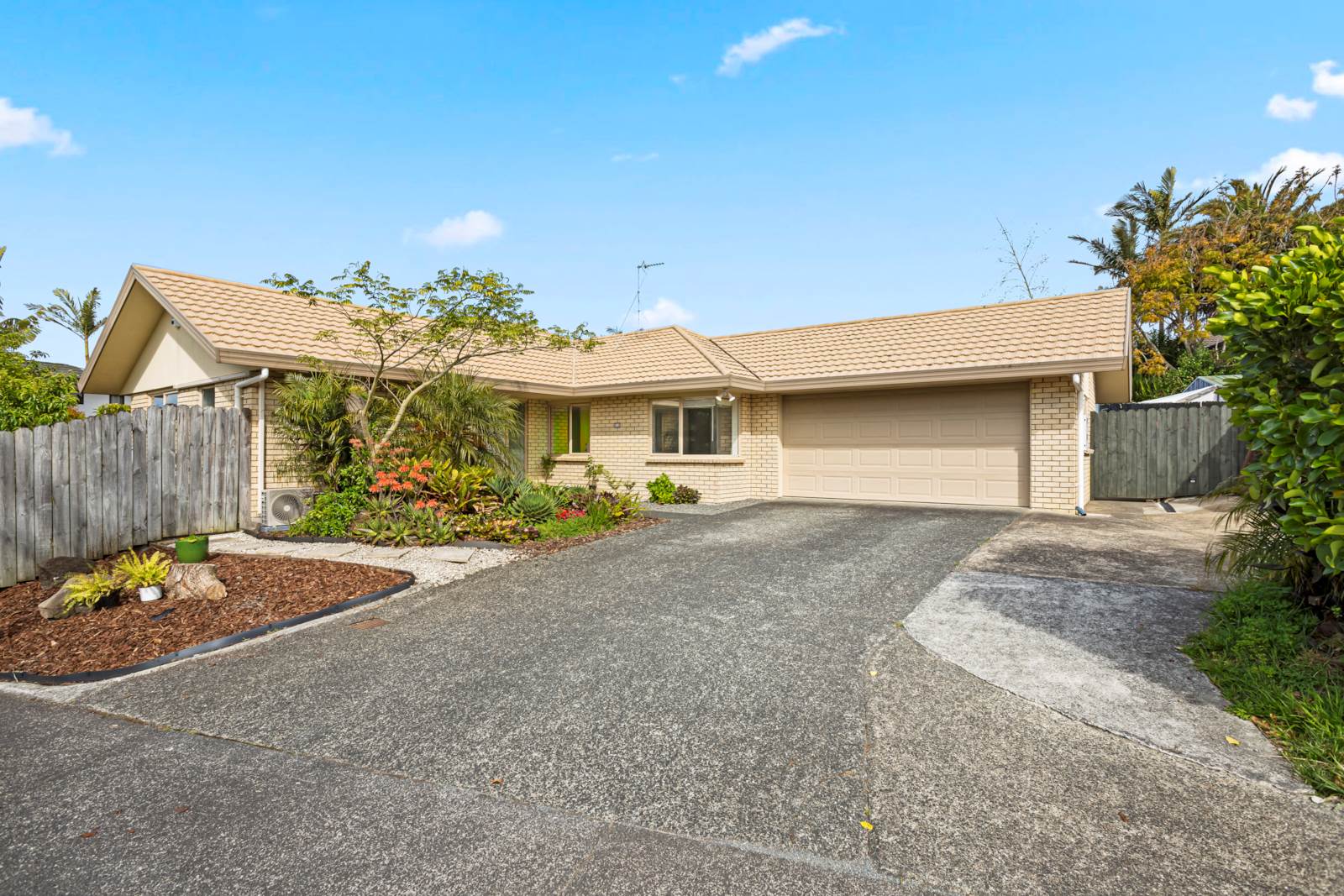 32 Roy Maloney Drive, Henderson, Auckland - Waitakere, 4 ਕਮਰੇ, 2 ਬਾਥਰੂਮ, House