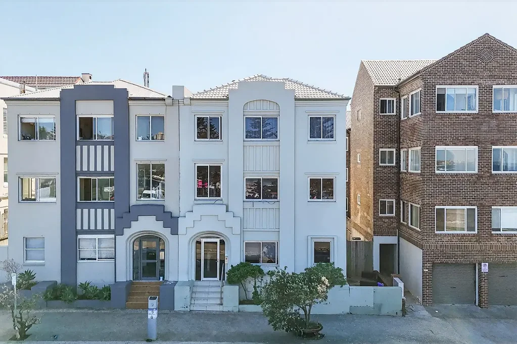 Bondi Beach 1ਬੈੱਡਰੂਮ Iconic Bondi Beachfront Studio in Unbeatable Lifestyle Setting