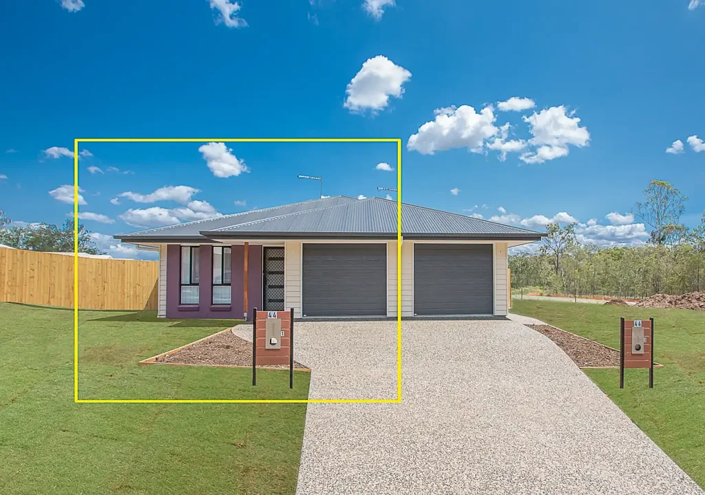 3 BEDROOM DUPLEX WITH SPACIOUS YARD!