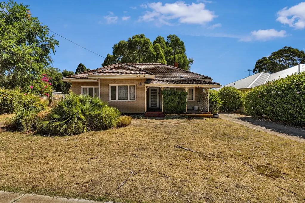 142 Bushmead Rd, Hazelmere, WA 6055