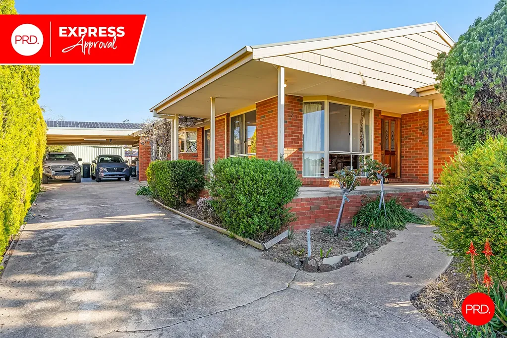 Spacious Family Living in Golden Square