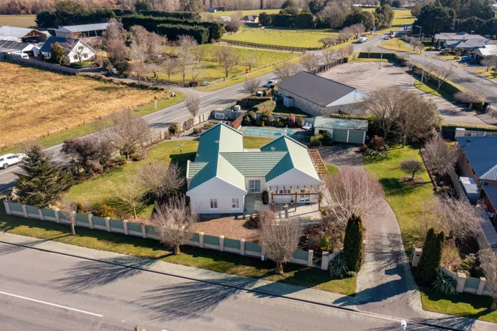 Allenton 3房  Huge Garaging – Vendors Ready to Go!