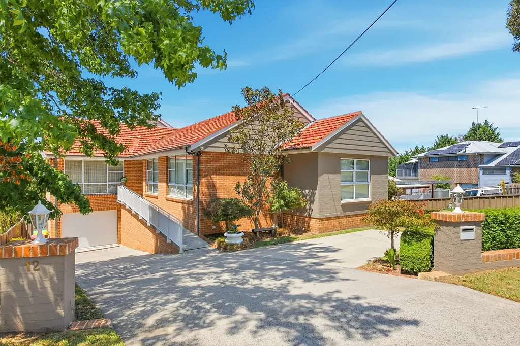 12 Lumsdaine Street, Picton, NSW 2571