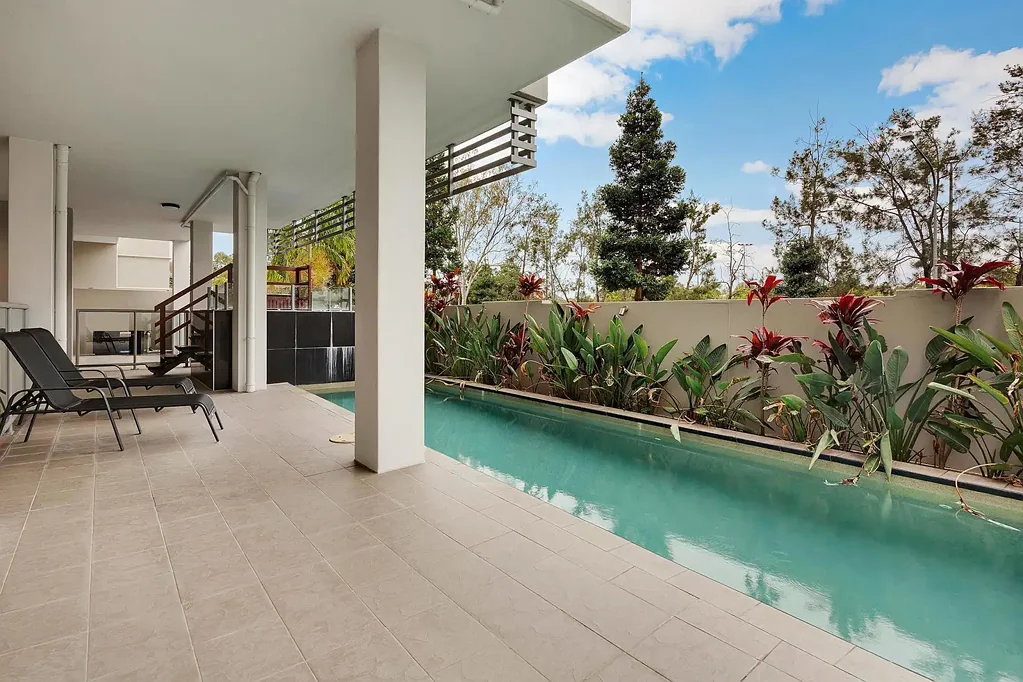 Spacious 2 Bedroom Apartment at Central Park North