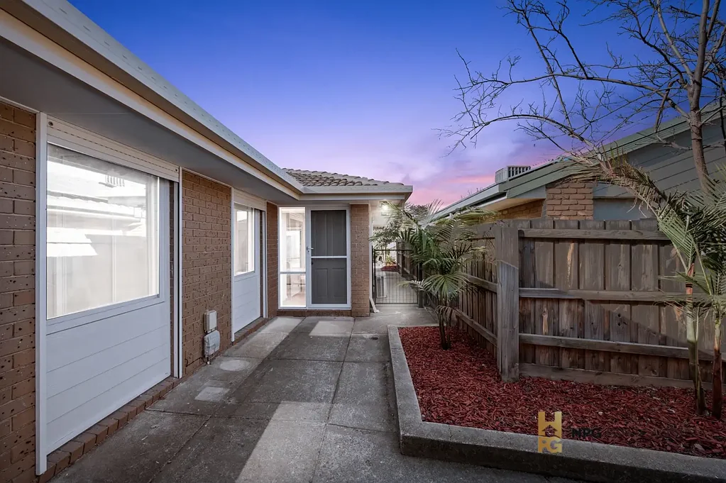30 Strathconnon Square, Tullamarine, VIC 3043