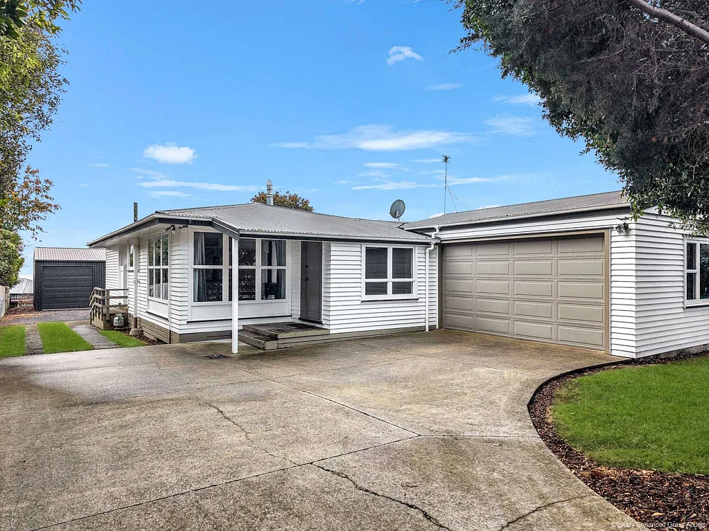 Onewhero 3Moenga Warm and Cosy Family Home, Super-Sized Shed