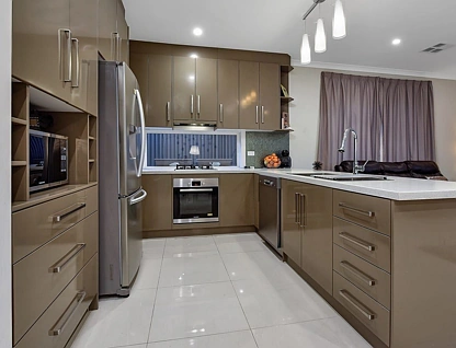 13A Dudley Street, Mansfield Park, Western Adelaide, 3房, 2浴, House