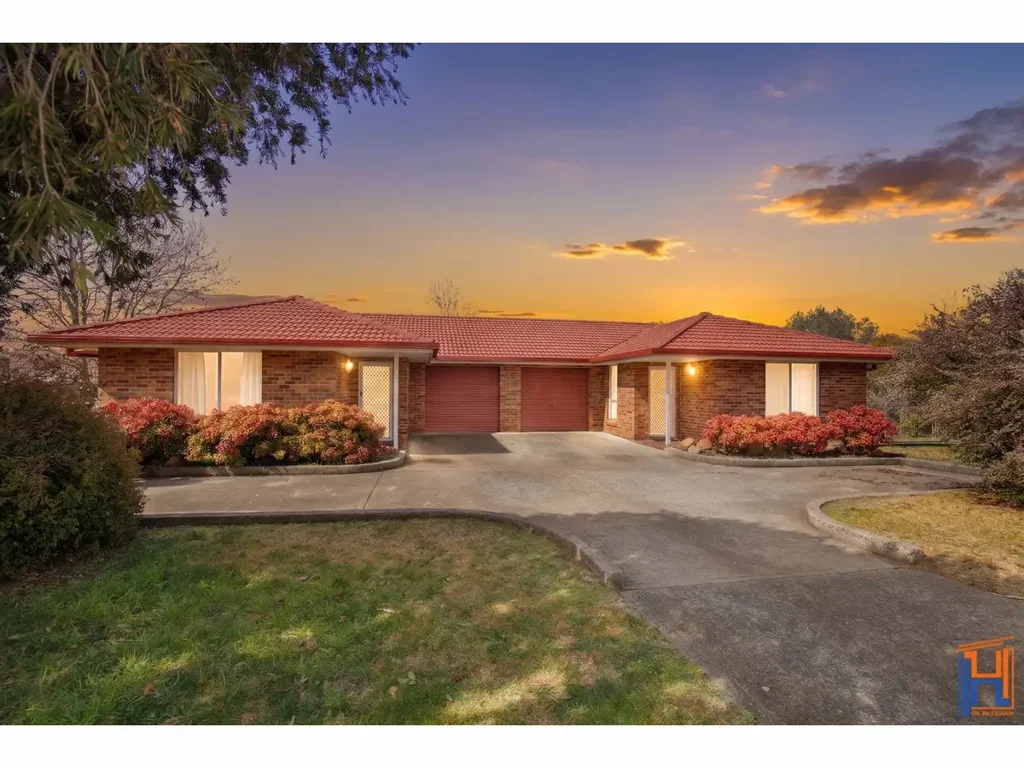 Armidale 4房  RENOVATED DUPLEX OPPORTUNITY