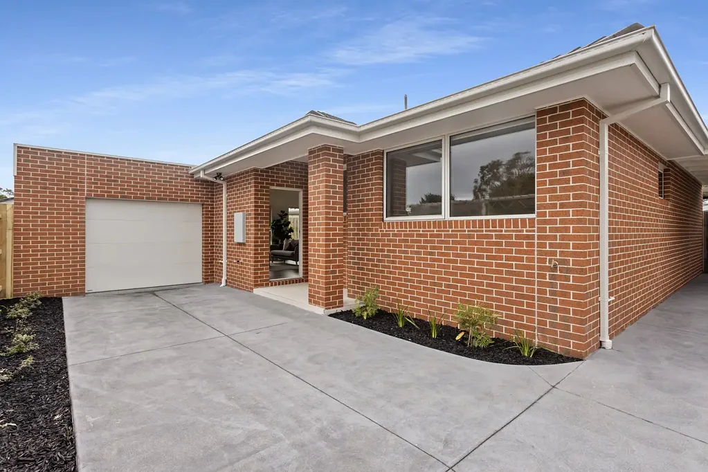 Frankston North 3બેડરૂમ Brand New Brick Construction with Bright Open Interiors