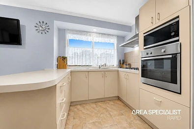 6 Alpine Walk, Hampton Park, VIC 3976, 3 slaapkamers, 1 badkamers, House