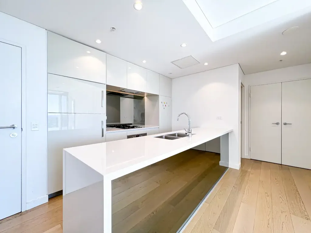 1 bedroom apartment available with Furnished and Parking