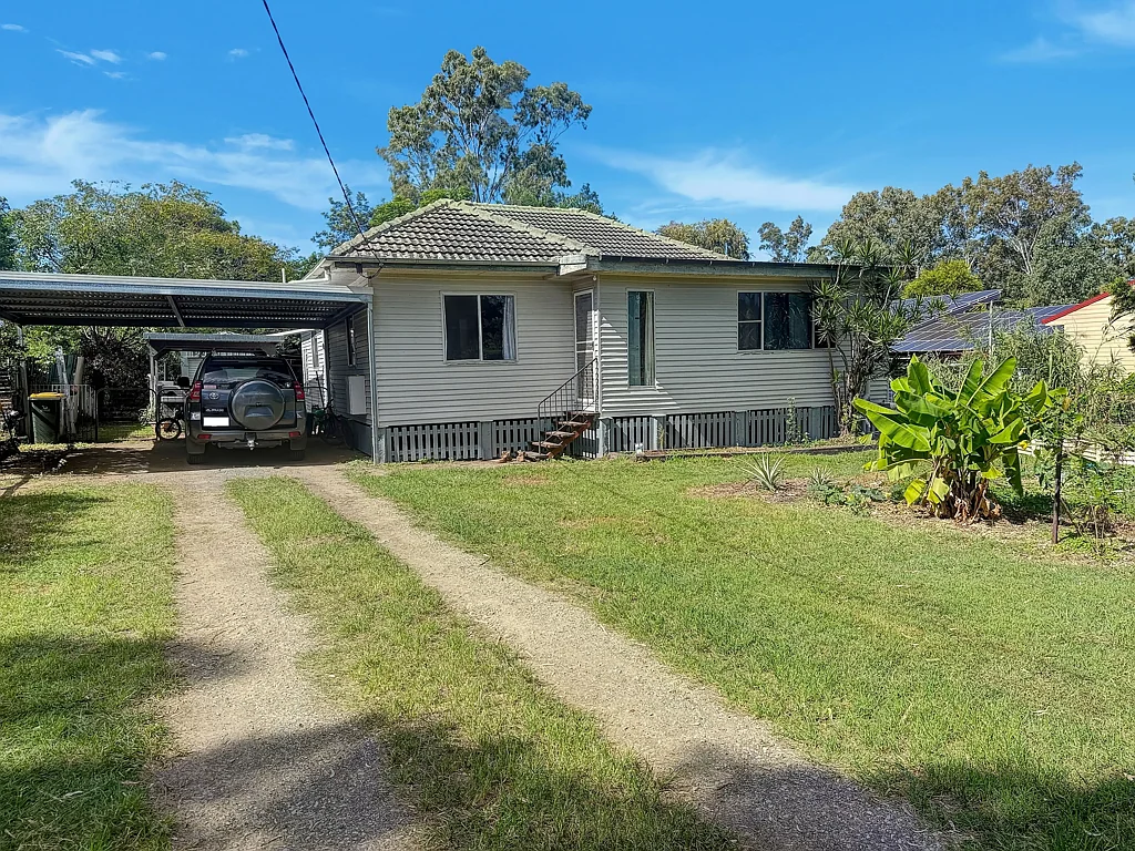 Toogoolawah 3Zimmer Big Block, Big Bedrooms and Big on Value!