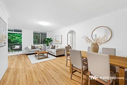 8/14 Edensor Street, Epping