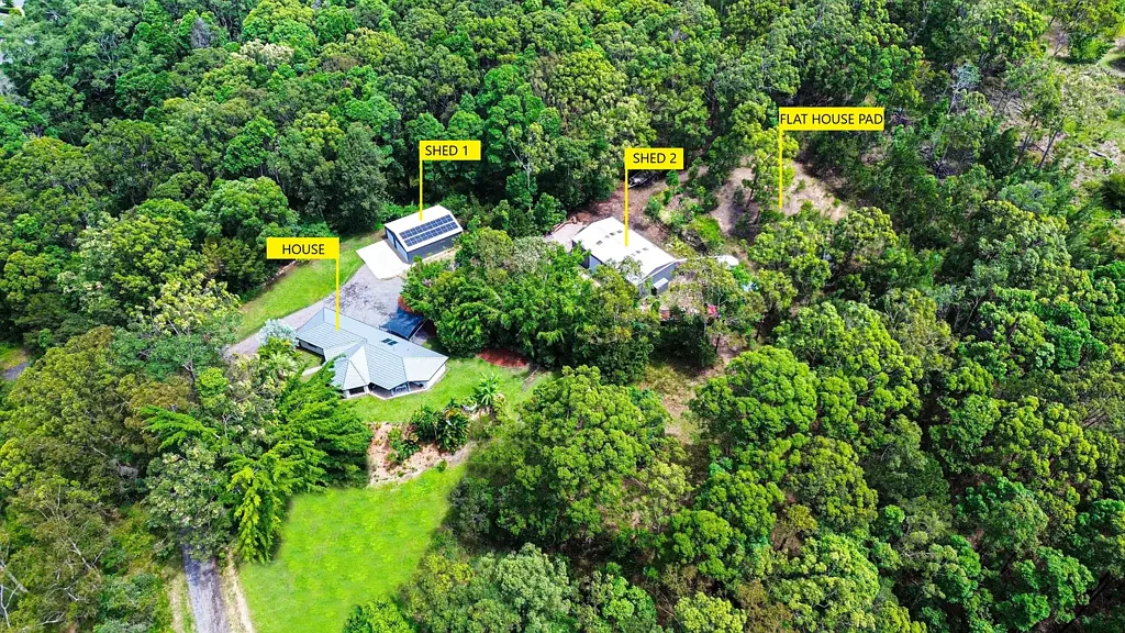 Maroochy River 4Zimmer The Best of Both Worlds: Fully fenced 5-Acre Private Retreat Within Walking Distance to Schools & Cafes