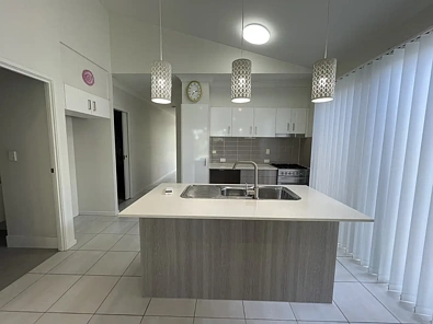 8 Brooklyn Close, North Lakes, QLD 4509, 3 Bedrooms, 2 Bathrooms, House