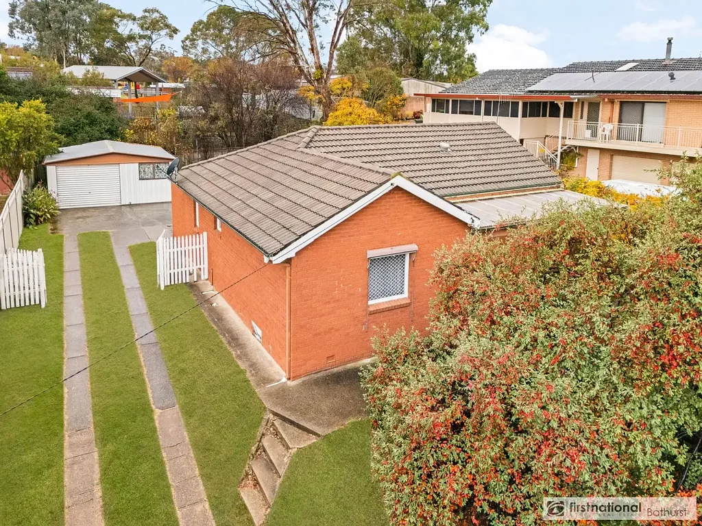 Kelso 3房  Elevated Living in Trinity Heights