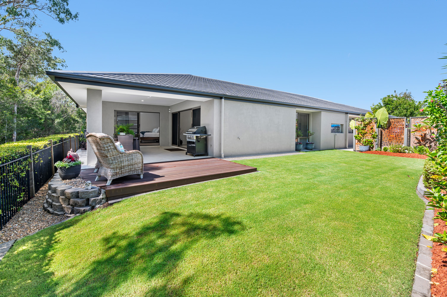 42 BUNDEROO CCT, PIMPAMA QLD 4209, 0 Schlafzimmer, 0 Badezimmer, House