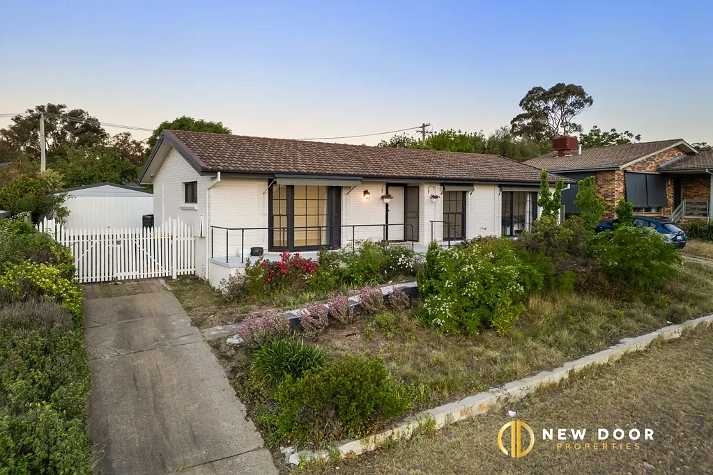 33 Deamer Crescent, Richardson, ACT 2905