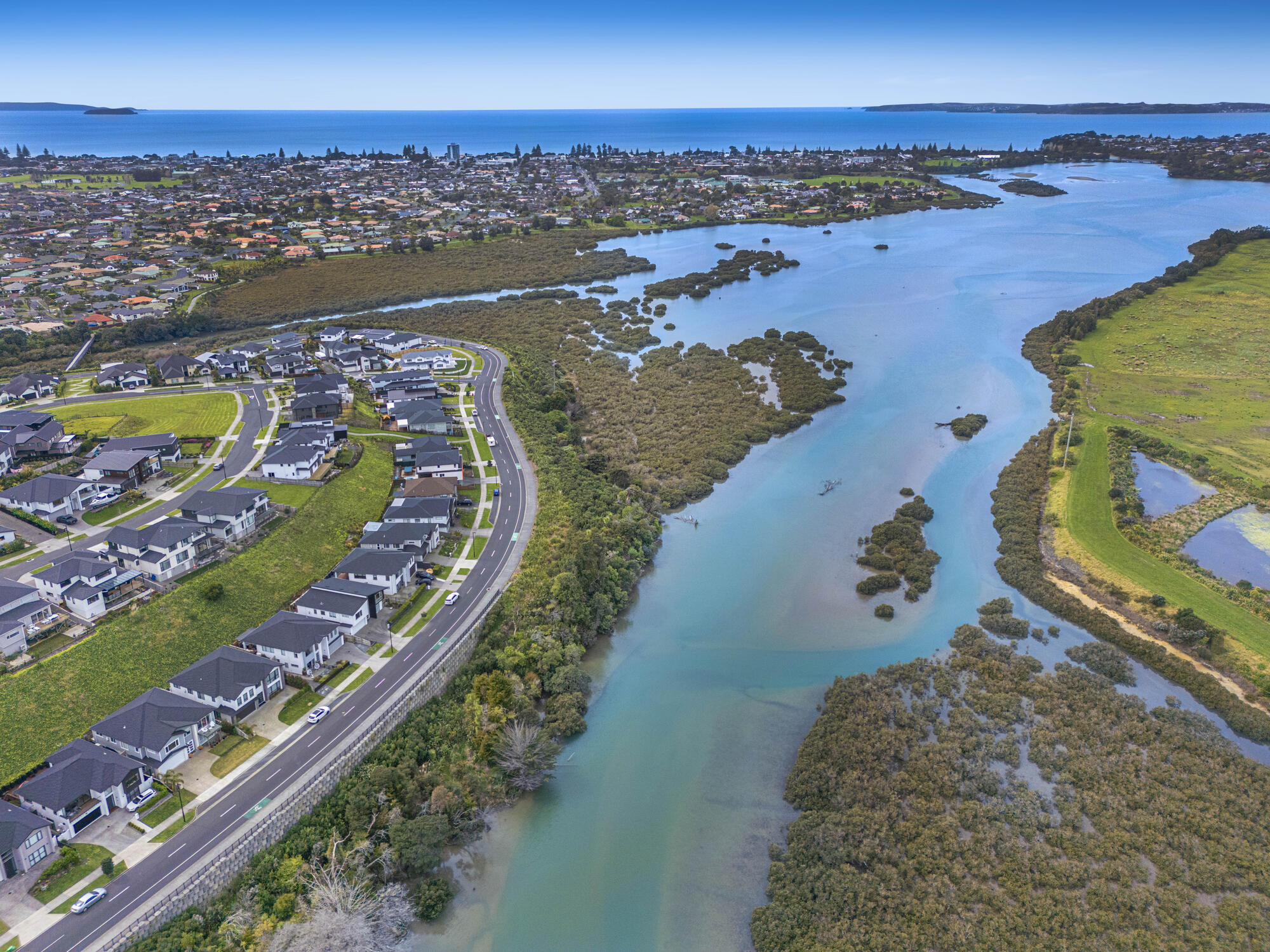140 Arran Point Parade, Orewa, photo 12