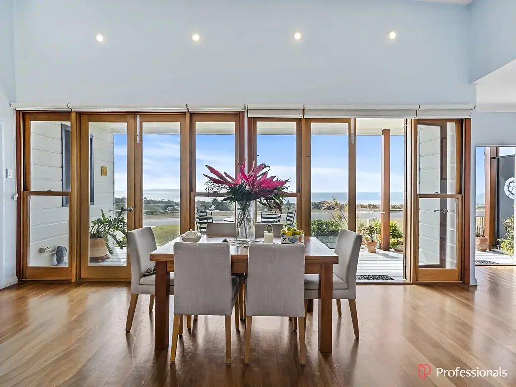 Emu Park 4Habitaciones Ocean to Country – Views in Every Direction