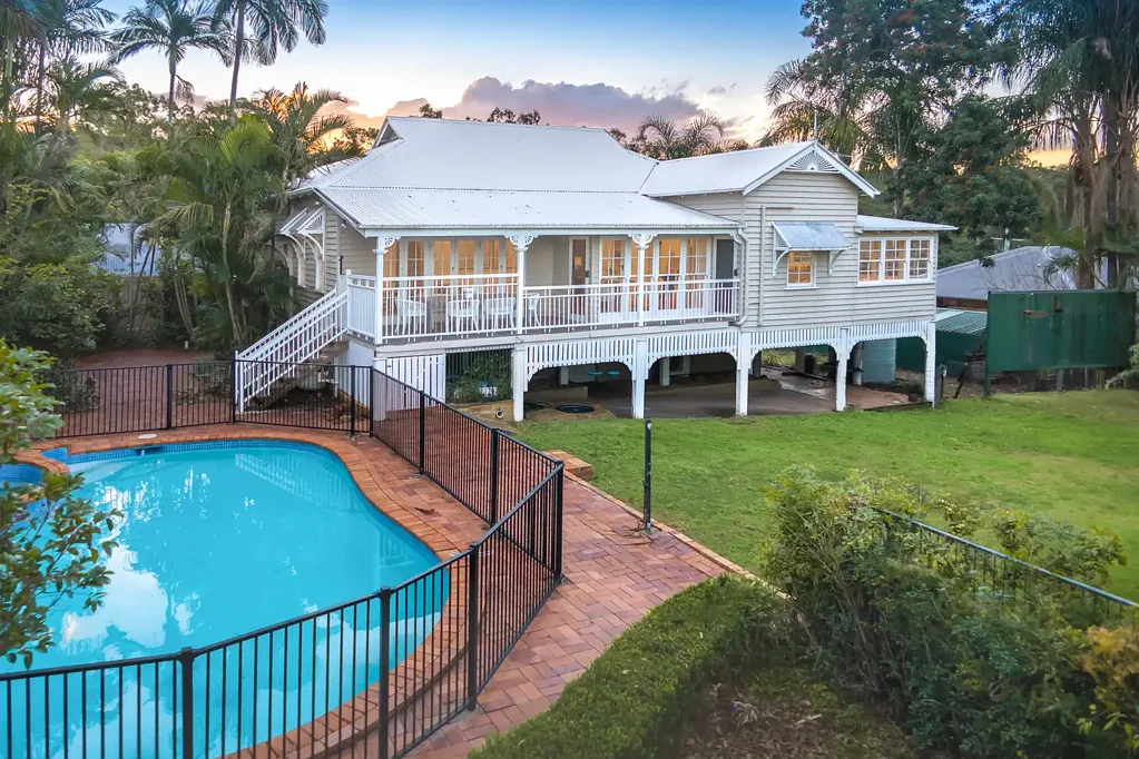 Toowong 3कमरा Rare Toowong Opportunity - 1548m² on Two Titles