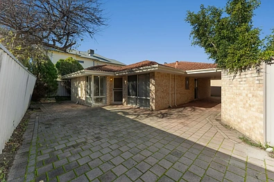 Dianella 3Zimmer Well-Positioned Home on 358m2 - Fantastic Features Throughout!