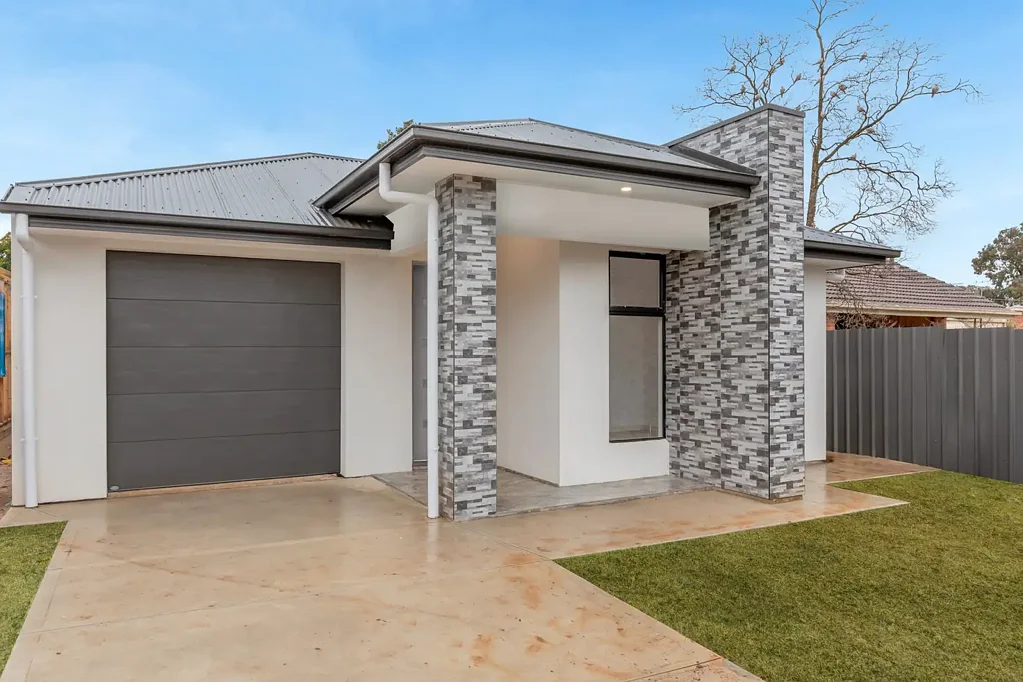 Davoren Park 4Habitaciones BRAND SPANKING NEW ( COMPLETION 1ST JULY) 4 BEDROOM HOME