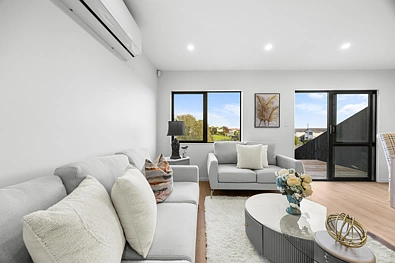 Pukekohe 4 Bedroom Stand-Alone Living with Space, Views & Effortless Comfort
