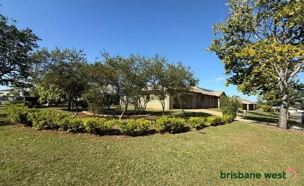 LOVELY FAMILY HOME
