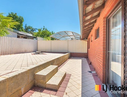 4/352 Sydenham Street, Cloverdale, South East Perth, 2 rūma, 1 rūma horoi, House