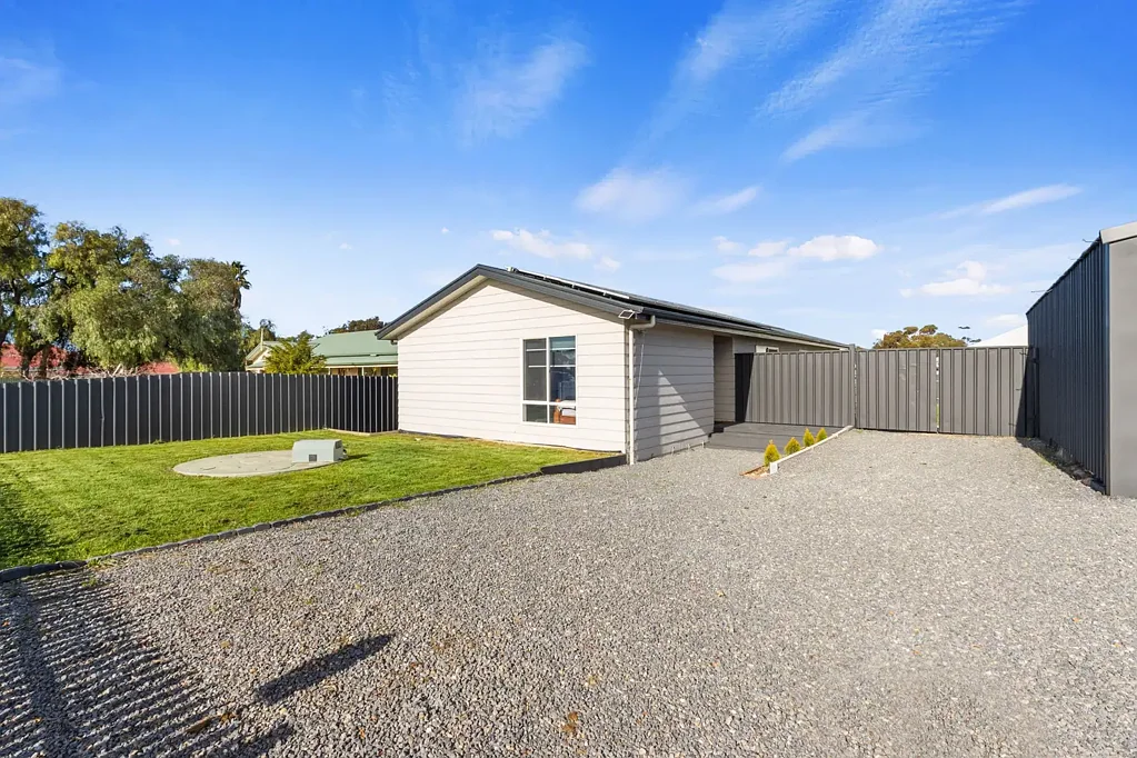Minlaton 4房  Modern Home Close to Town Facilities
